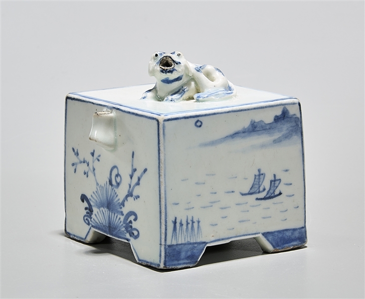 Japanese Blue and White Porcelain Water Dropper