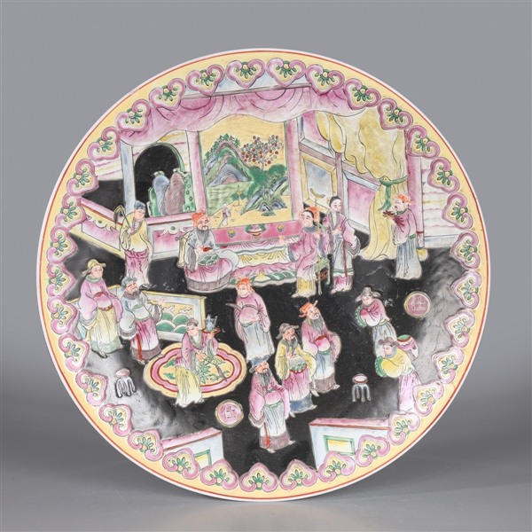 Chinese Black Ground Famille Rose Porcelain Plate