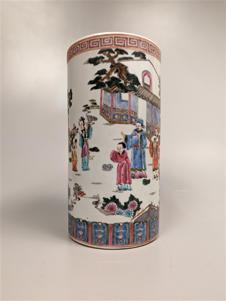 Famille Rose Enameled Porcelain Cylinder Vase