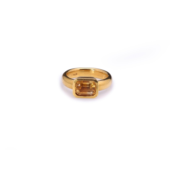 Heavy 18k Yellow Gold & Citrine Ring