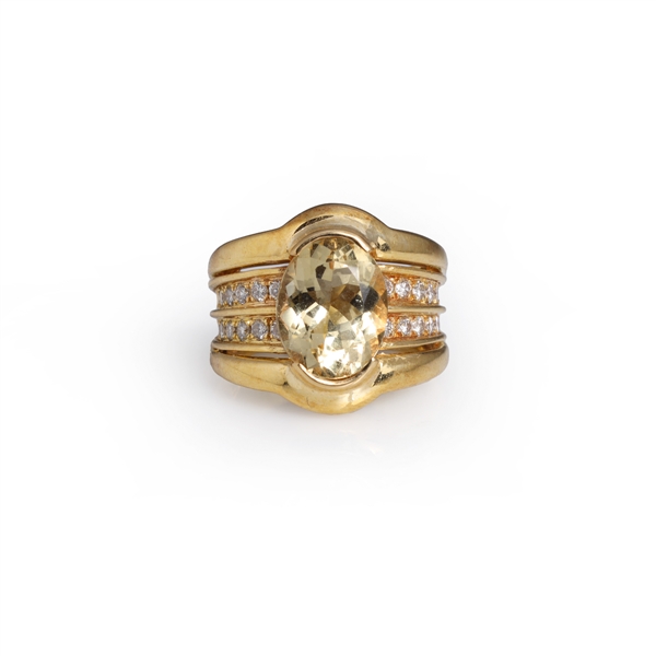18k Yellow Gold Heliodor & Diamond Ring